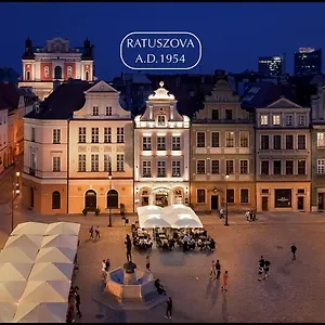 Apartamento Ratuszova Stary Rynek Old Market Sq Premium & Restaurant Ad 1954, Poznan